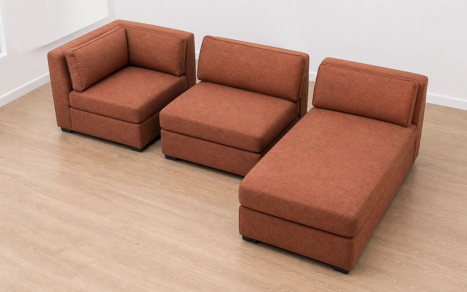 Modular chaise sofa with configurable layout